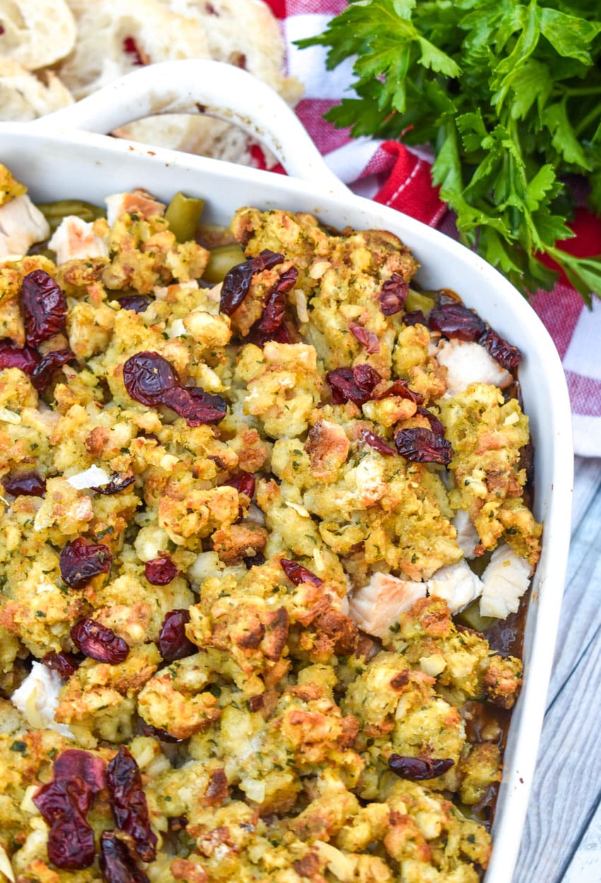 THANKSGIVING CASSEROLE IN A WHITE BAKING DISH