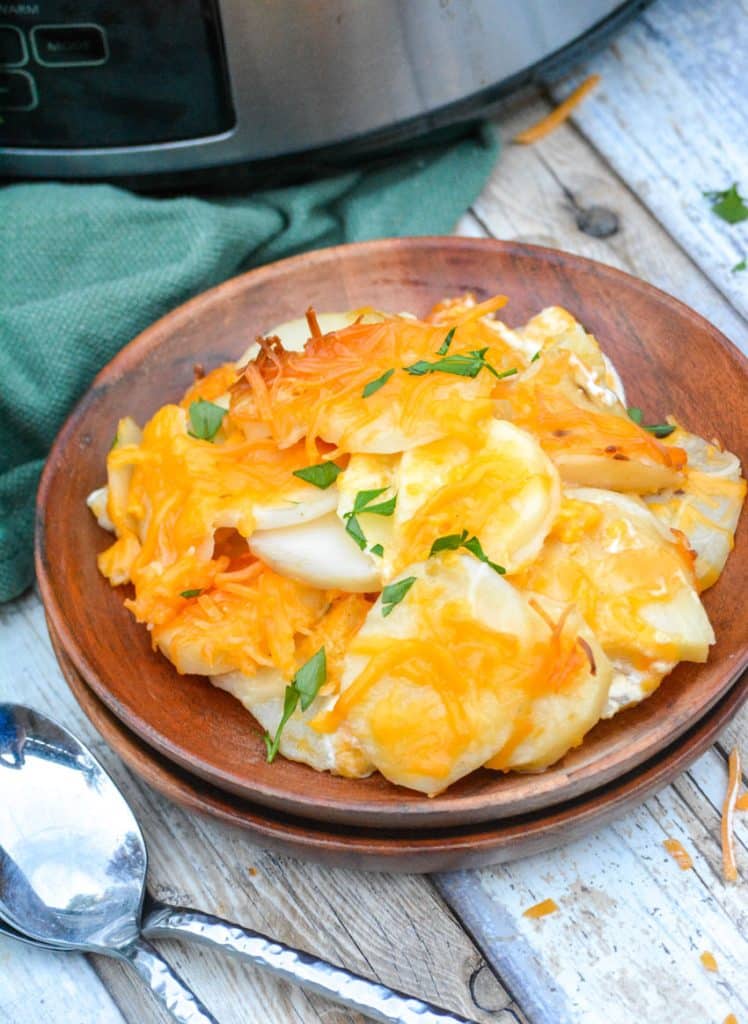 Crockpot Scalloped Potatoes - The Quicker Kitchen