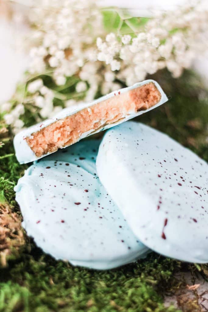 robins egg reese's peanut butter eggs copycat on greenery