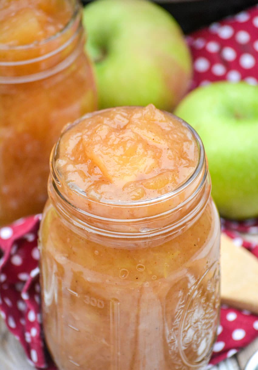 Instant pot apple pie filling in two glass mason jars