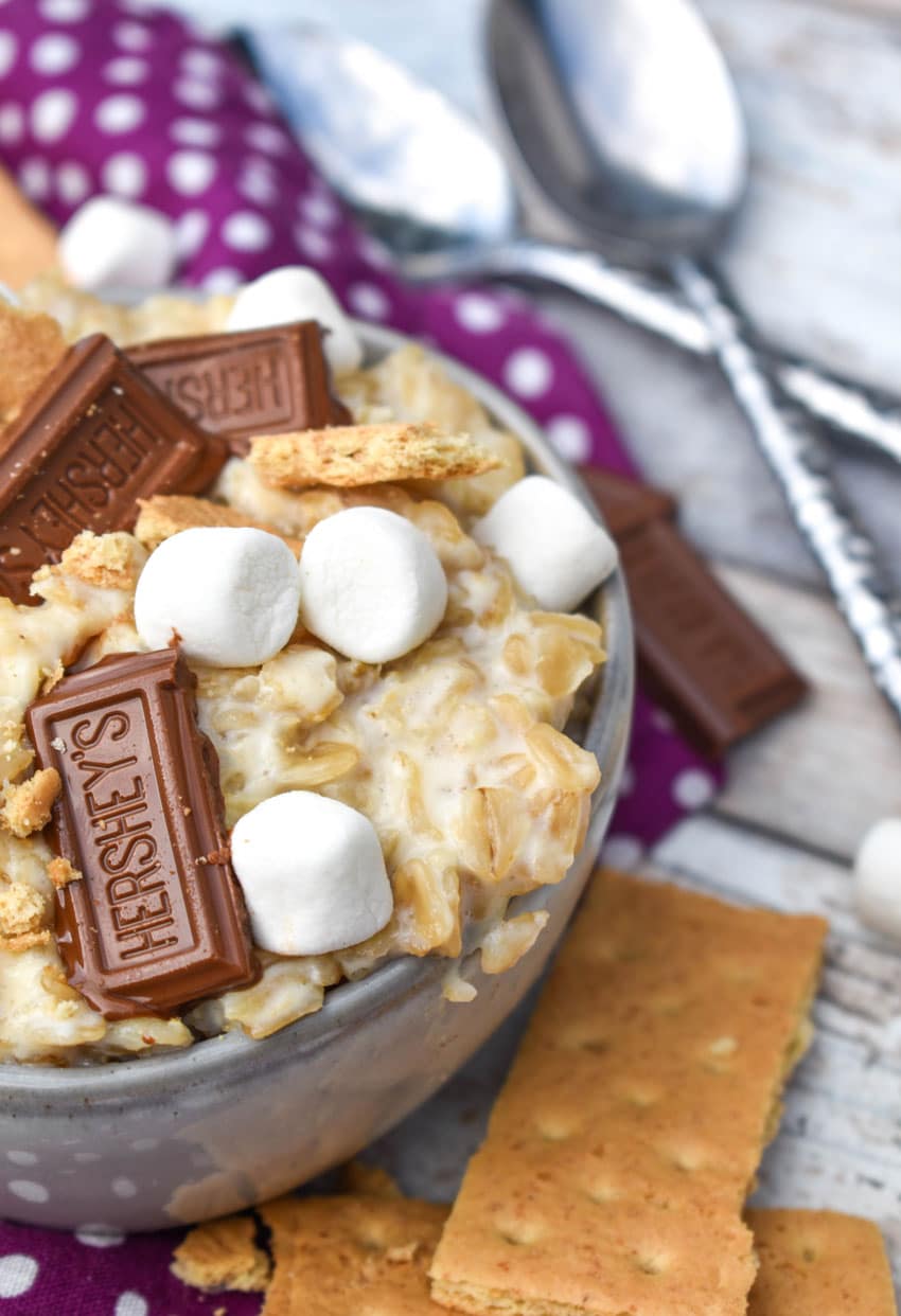 5 minute s'mores oatmeal in a gray bowl