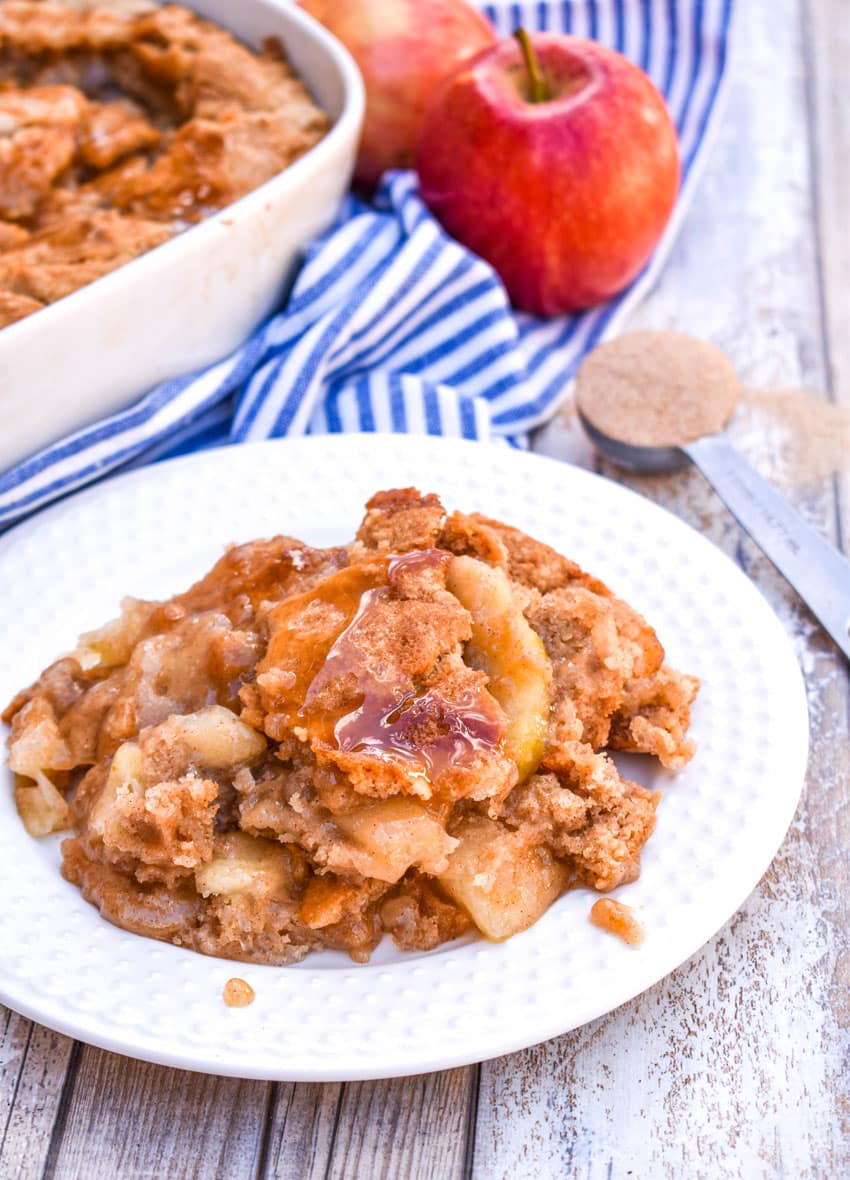 snickerdoodle apple cobbler on a small white plate