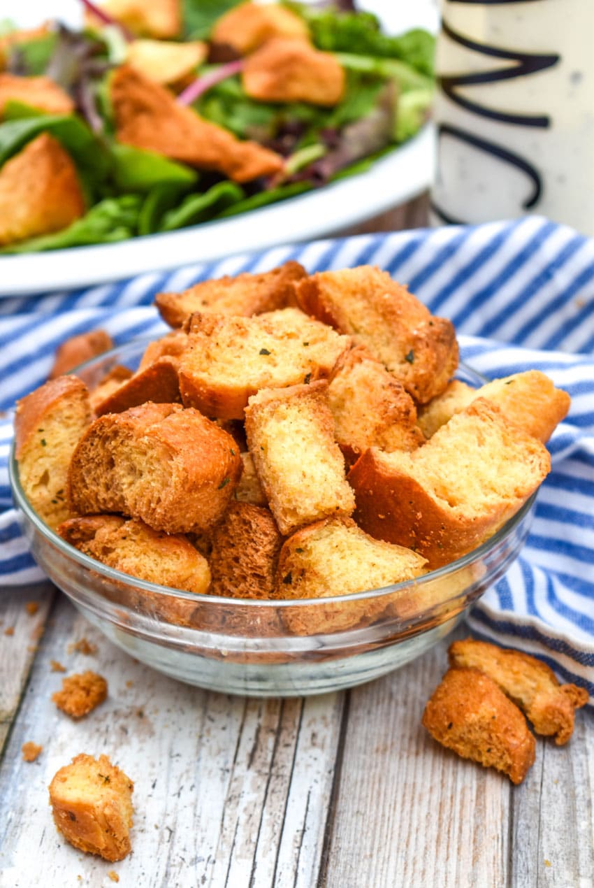 Air Fryer Croutons quick and easy air fryer croutons in a glass bowl