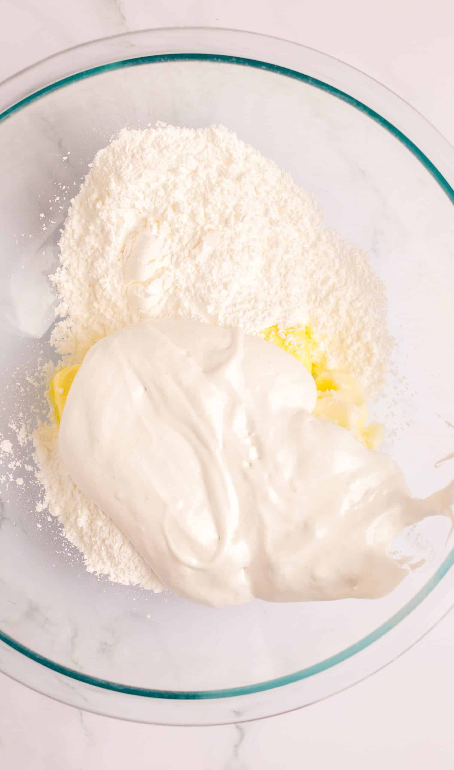 oatmeal creme pie filling ingredients in a glass mixing bowl 
