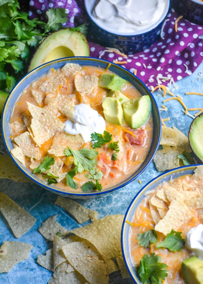 instant pot chicken tortilla soup in a blue bowl