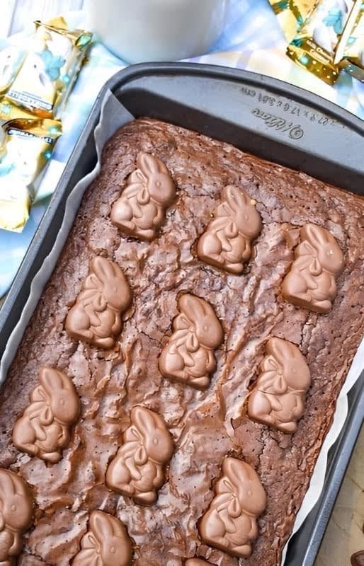 easy easter bunny brownies in a metal brownie pan