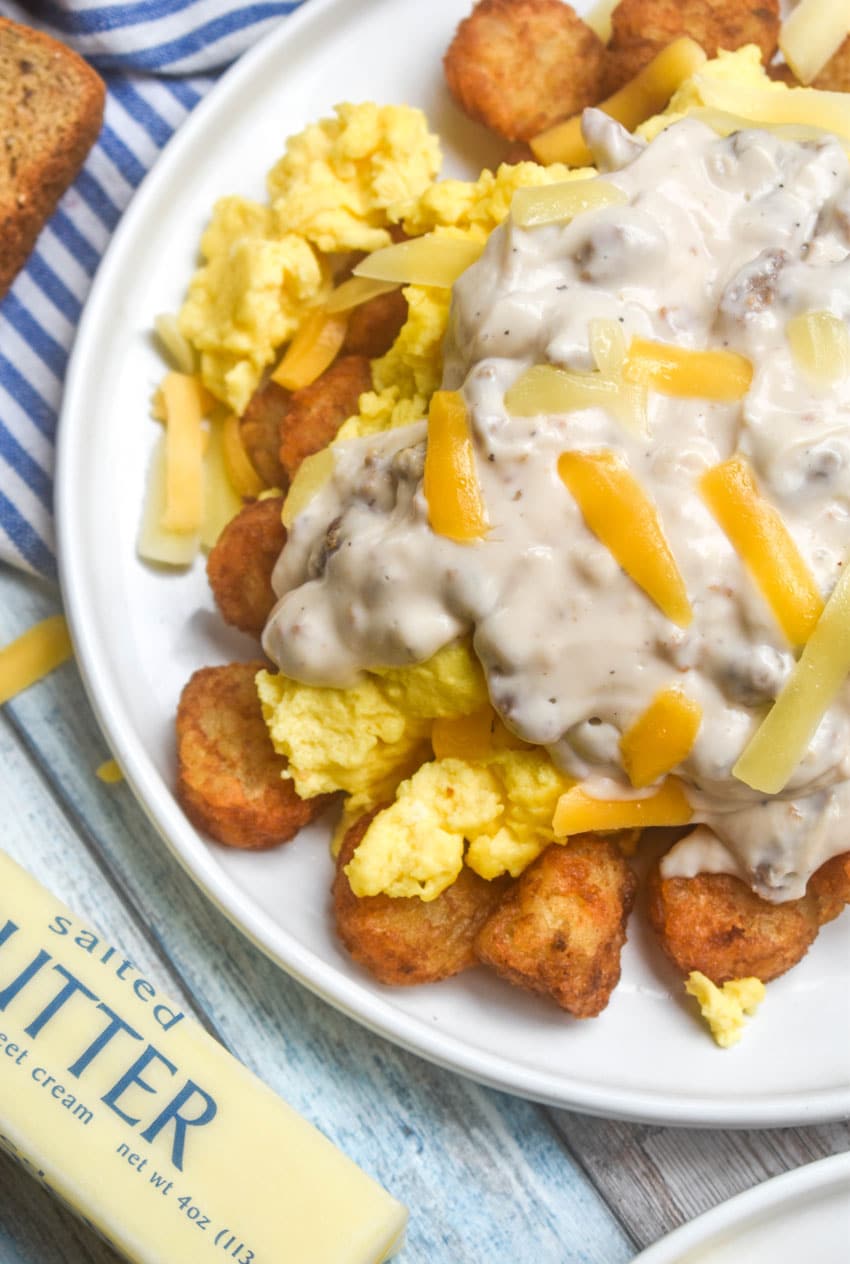 easy breakfast bowl recipe layered on a small white plate