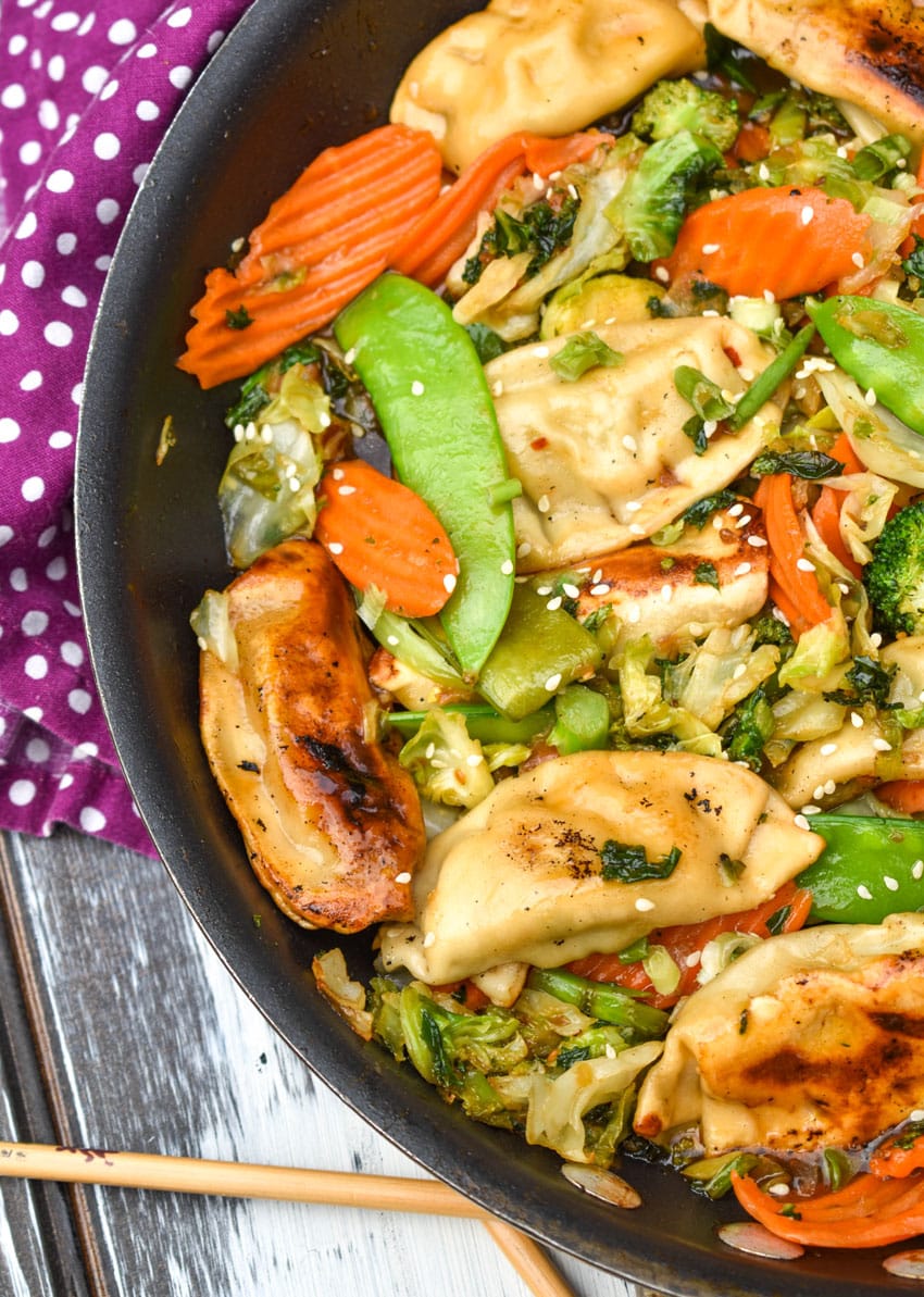 quick pot sticker stir fry in a black skillet
