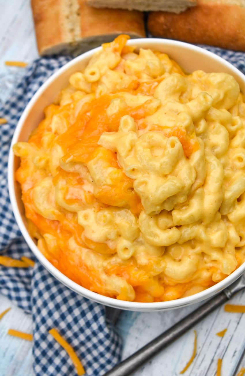the creamiest homemade macaroni and cheese in a white bowl