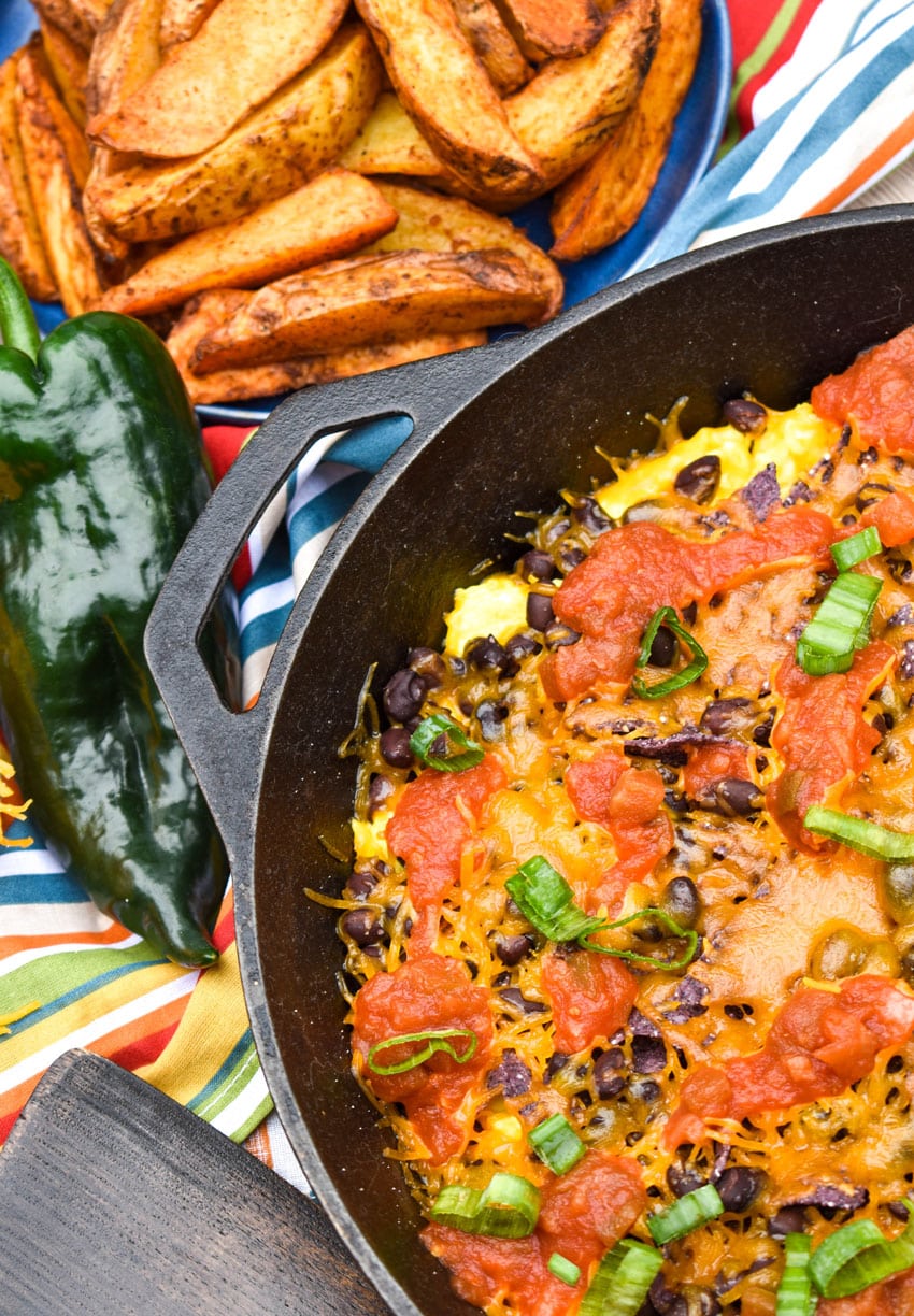 southwestern breakfast scramble in a large black cast iron skillet