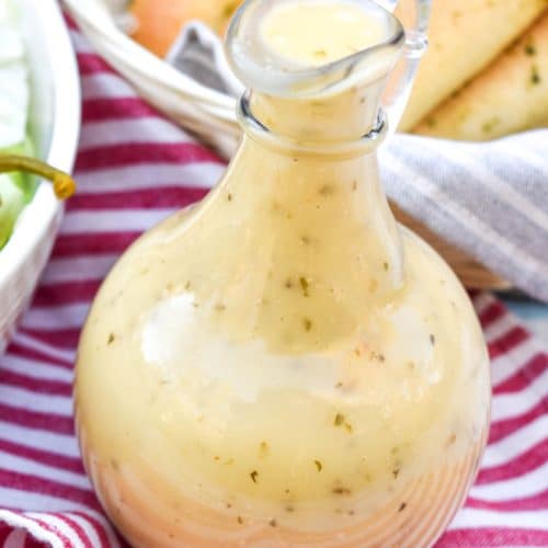 Olive Garden Salad Dressing (Copycat Recipe) Olive Garden Salad Dressing (Copycat Recipe)