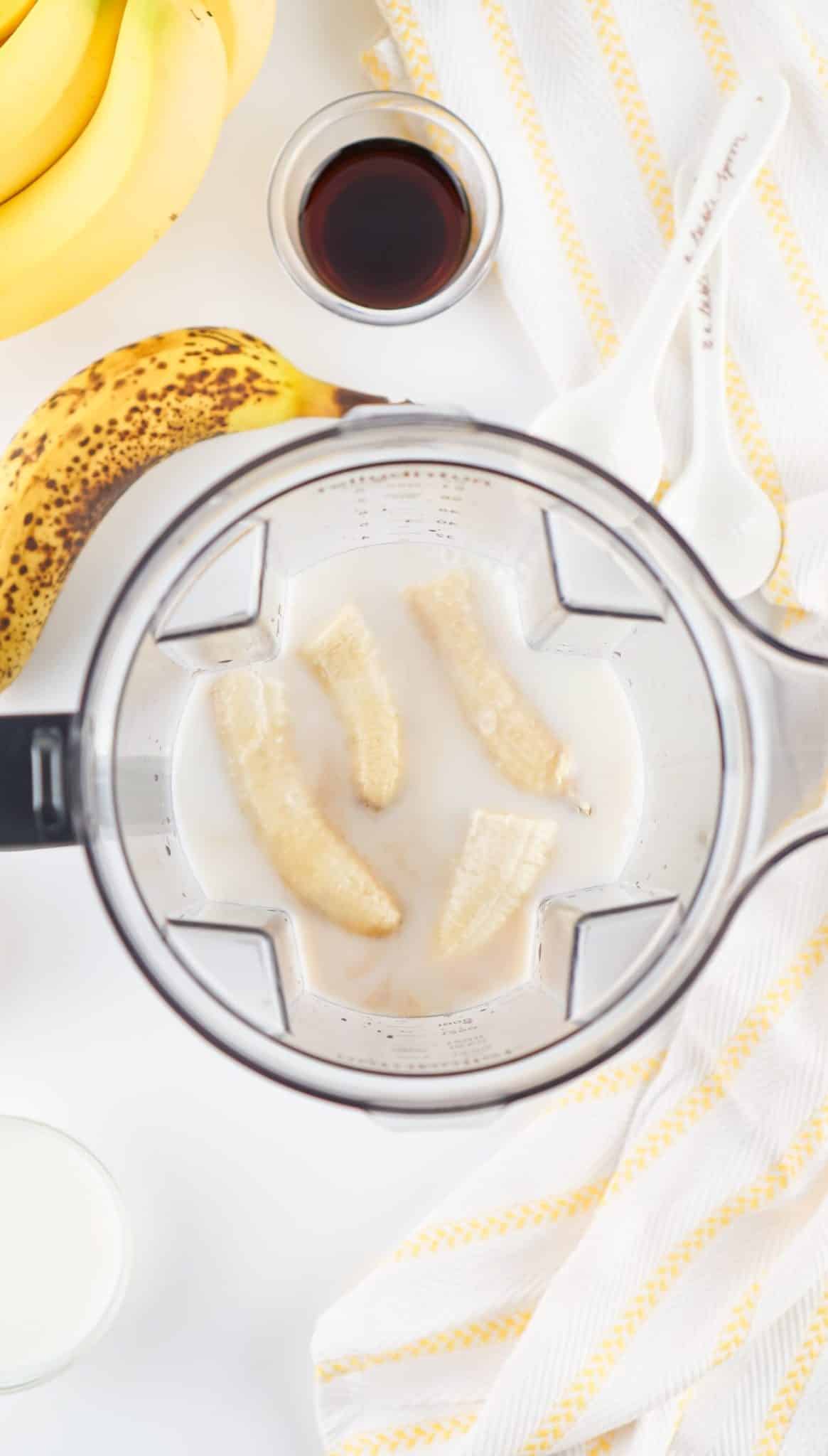 banana milk ingredients shown in a blender