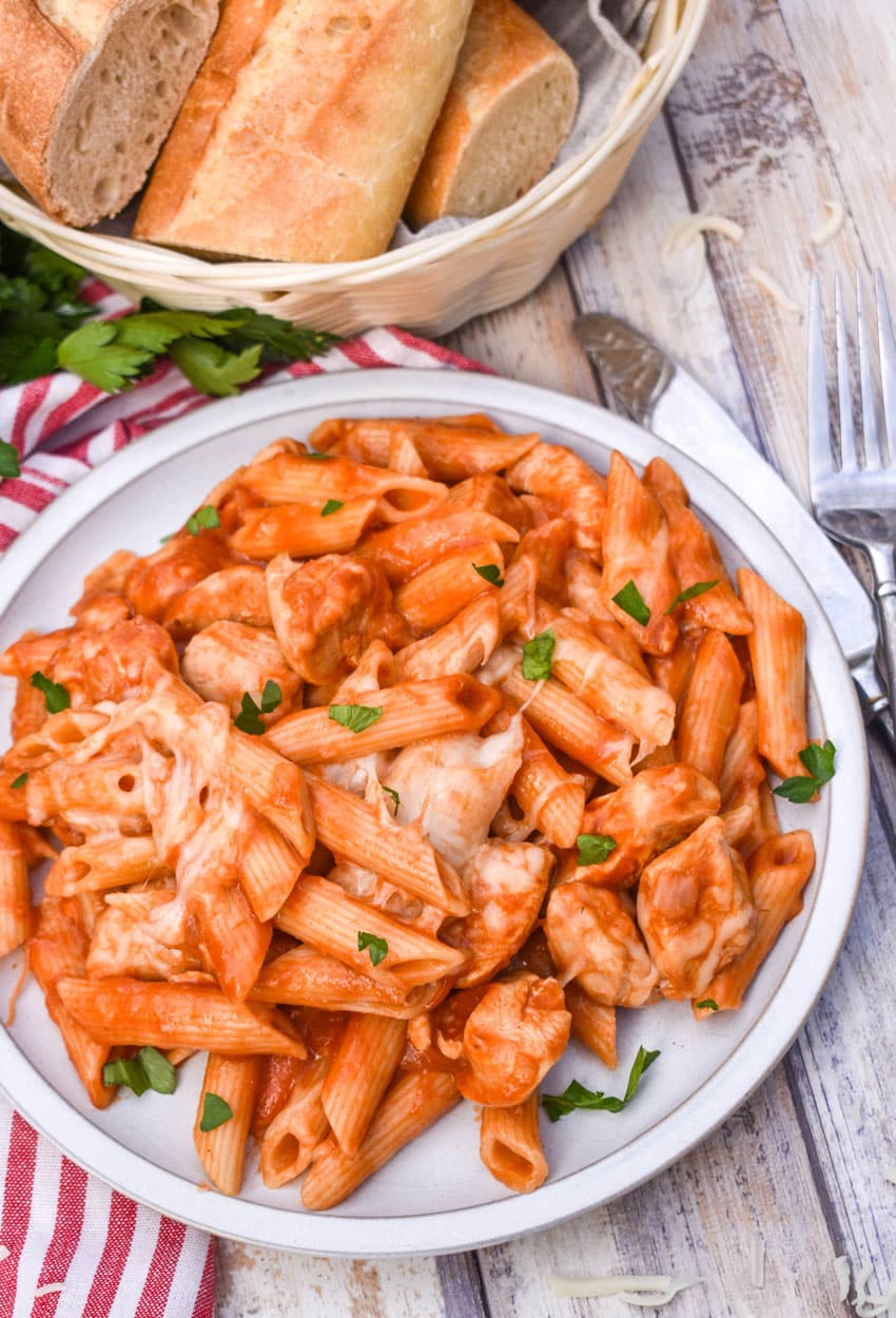 instant pot chicken parmesan pasta on a white plate